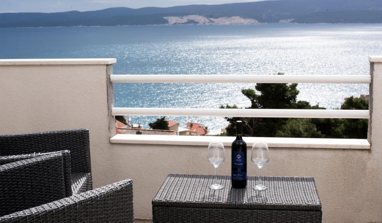 Apartment Mikas Stanici Bagian luar foto
