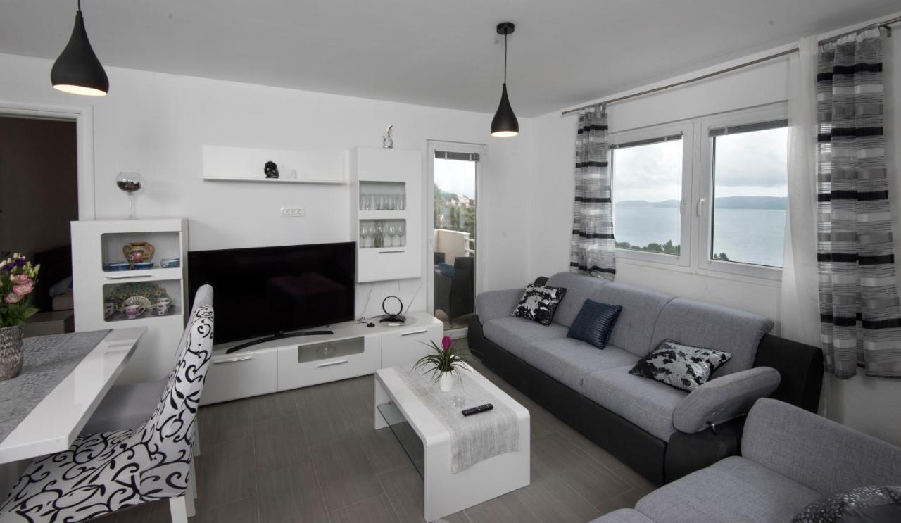 Apartment Mikas Stanici Bagian luar foto