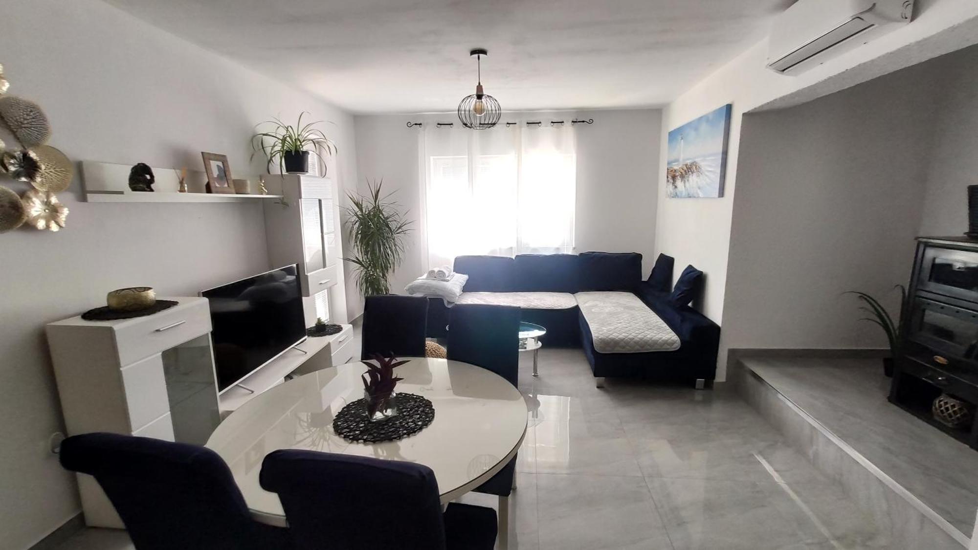 Apartment Mikas Stanici Bagian luar foto